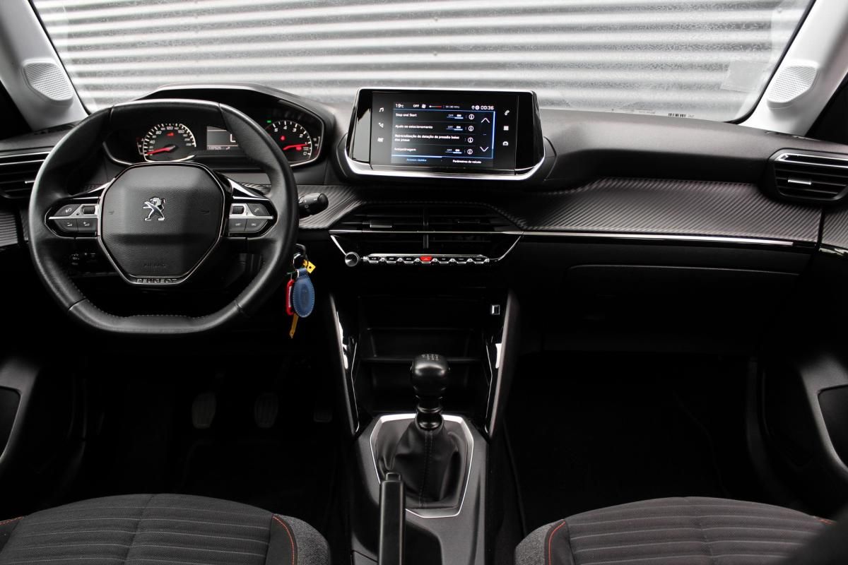 peugeot-208-2022-diesel-1499cc