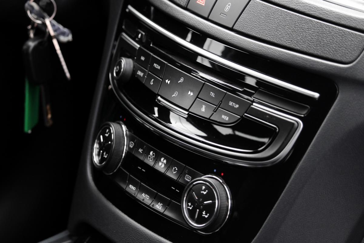peugeot-508-sw-2015-diesel-1560cc