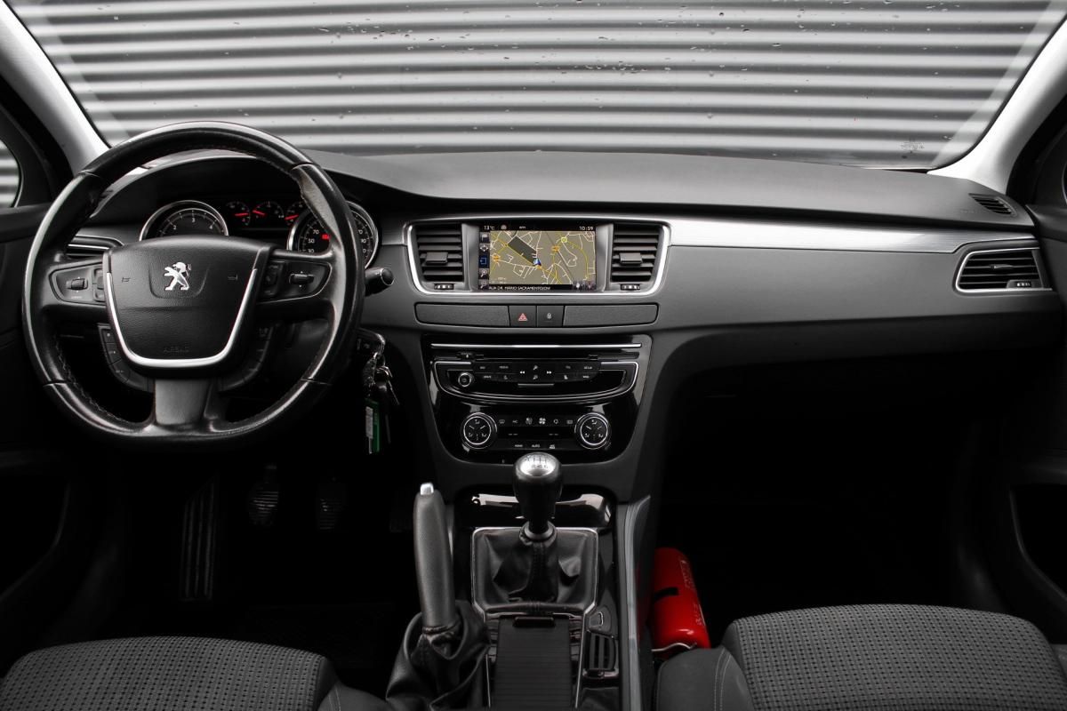 peugeot-508-sw-2015-diesel-1560cc