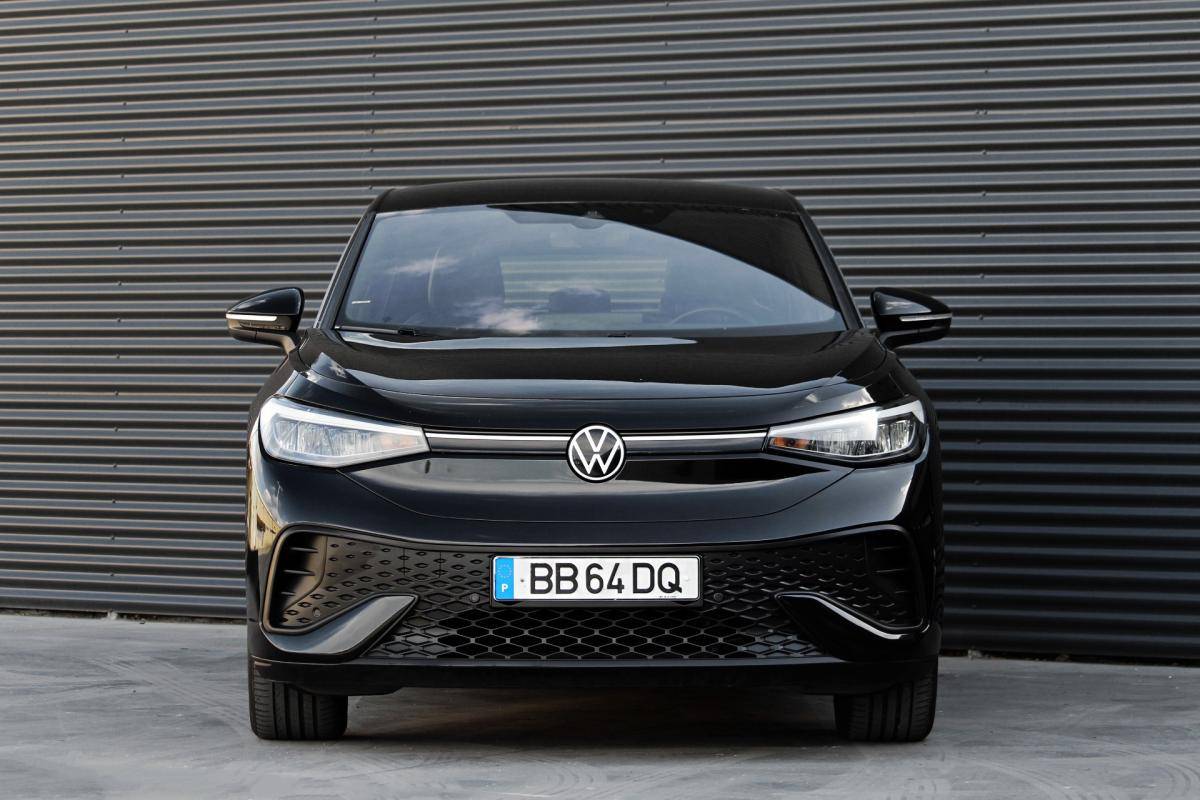 volkswagen-id-5-2023-eletrico-500cc