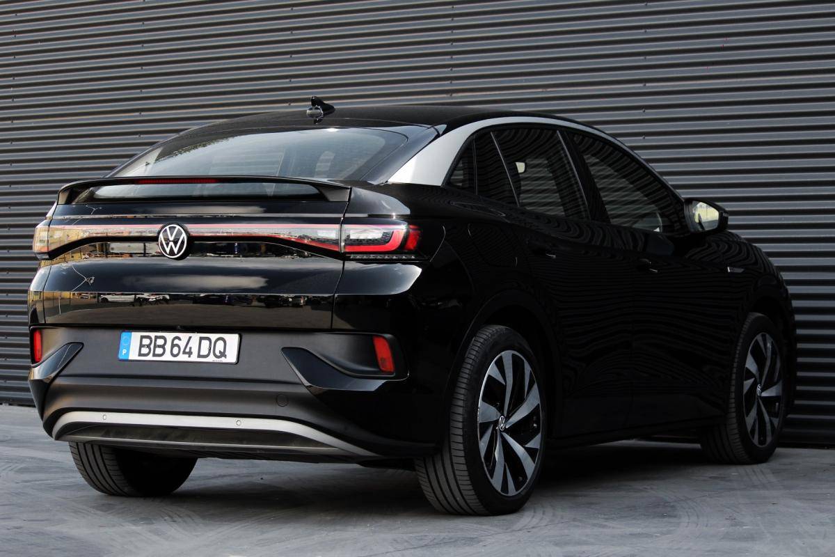 volkswagen-id-5-2023-eletrico-500cc