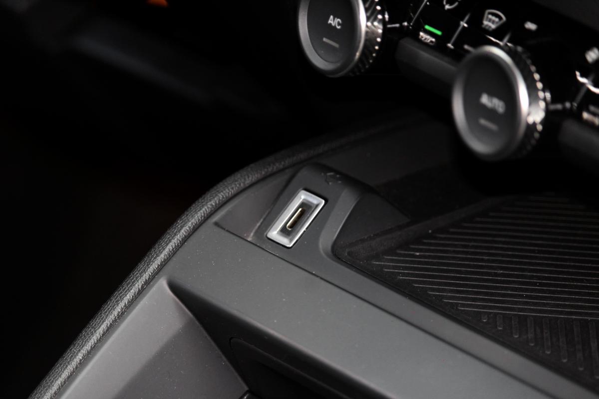 citroen-c4-2023-eletrico-0cc