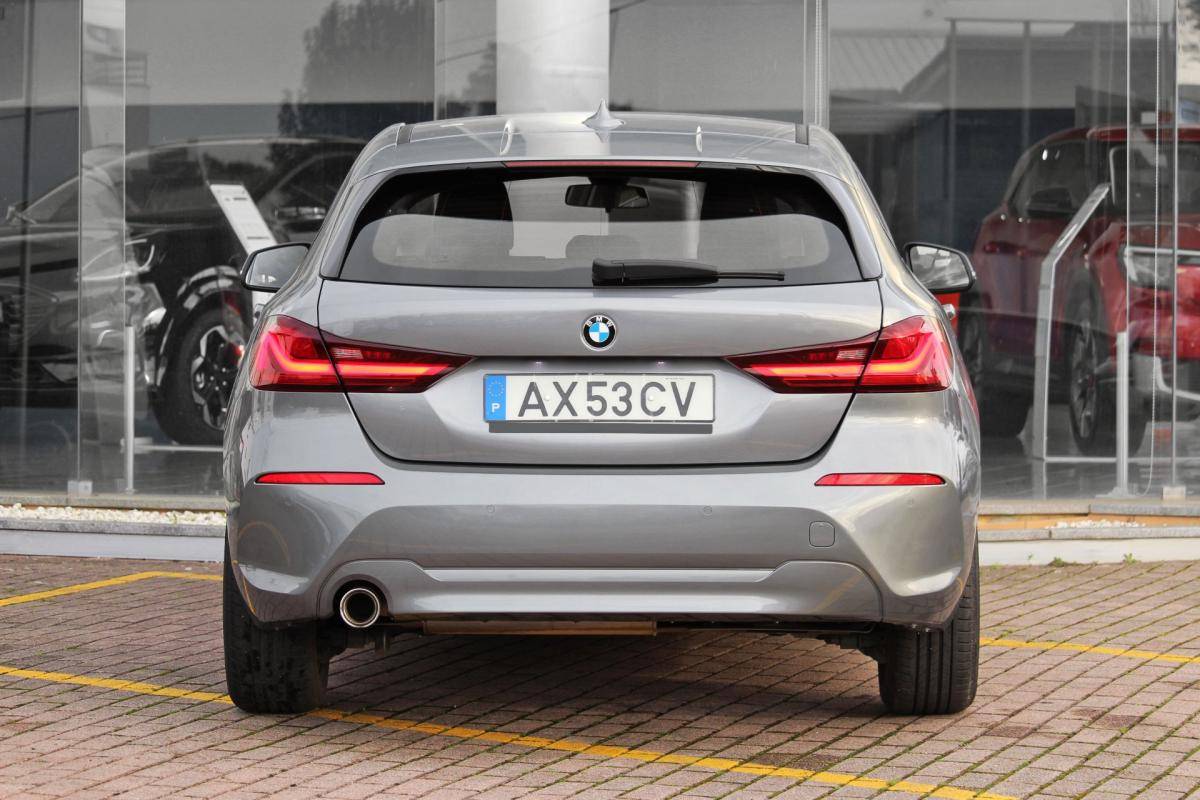 bmw-serie-1-2023-diesel-1496cc