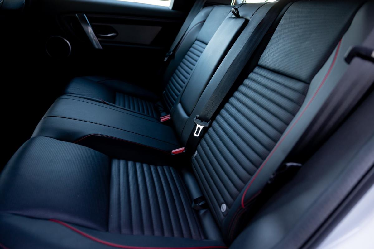 land-rover-discovery-sport-2023-hibrido-a-gasolina-1497cc