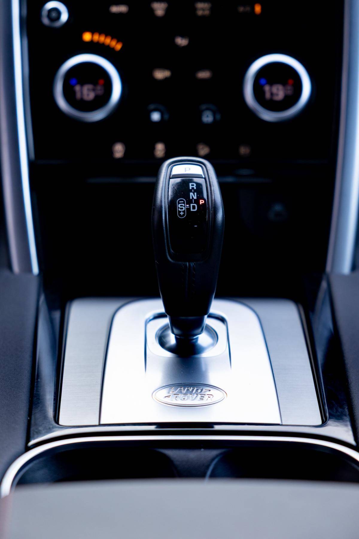 land-rover-discovery-sport-2023-hibrido-a-gasolina-1497cc