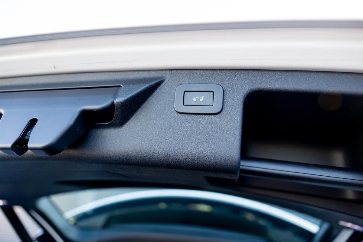 land-rover-discovery-sport-2023-hibrido-a-gasolina-1497cc