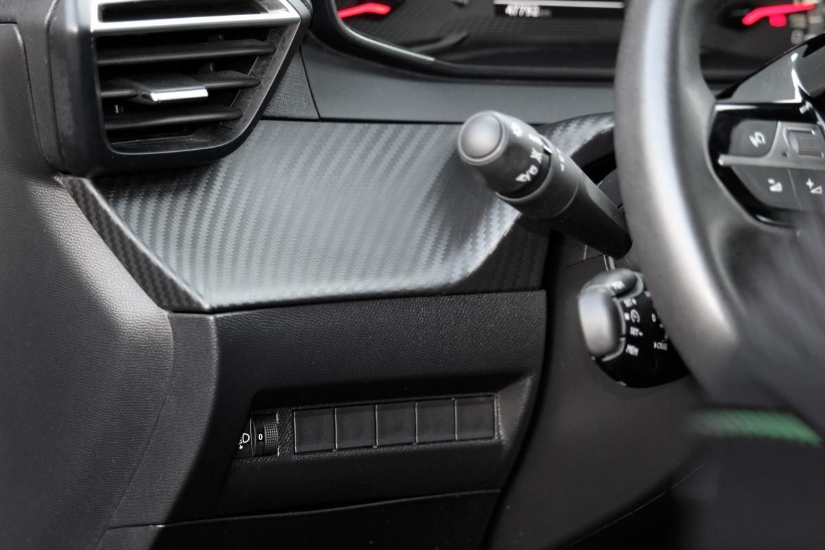 peugeot-208-2024-gasolina-1199cc