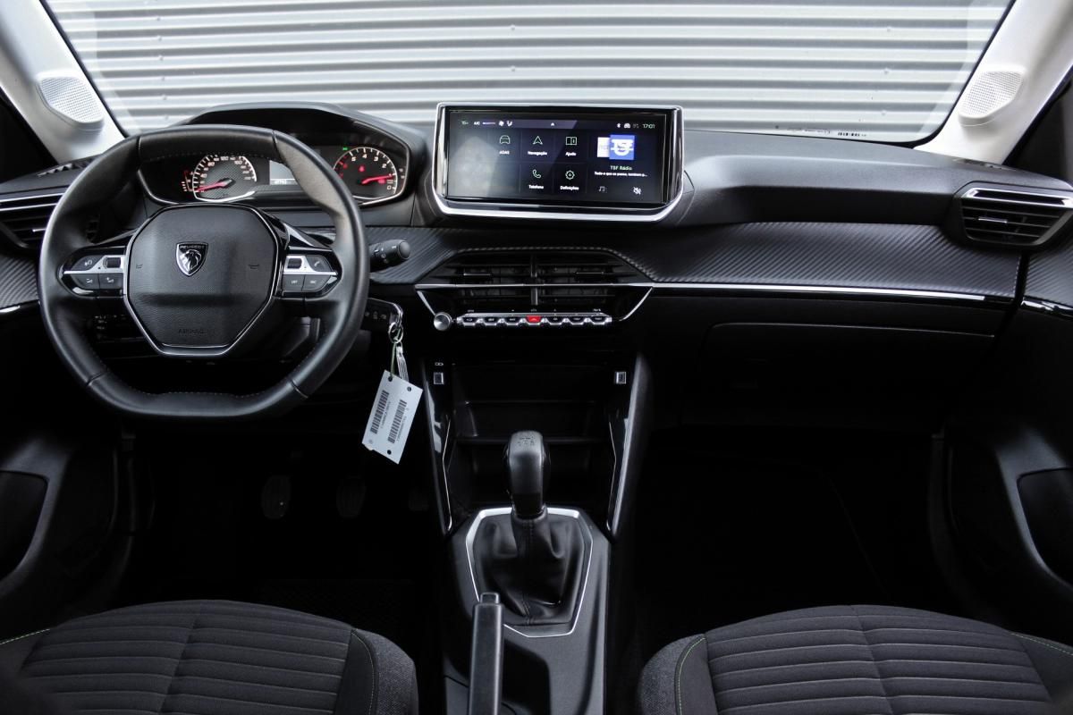 peugeot-208-2024-gasolina-1199cc