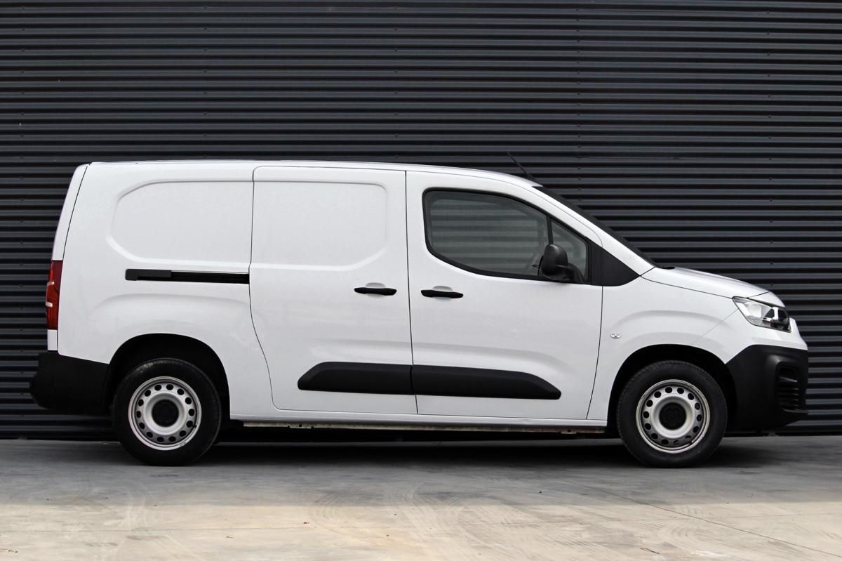 fiat-doblo-2023-diesel-1499cc