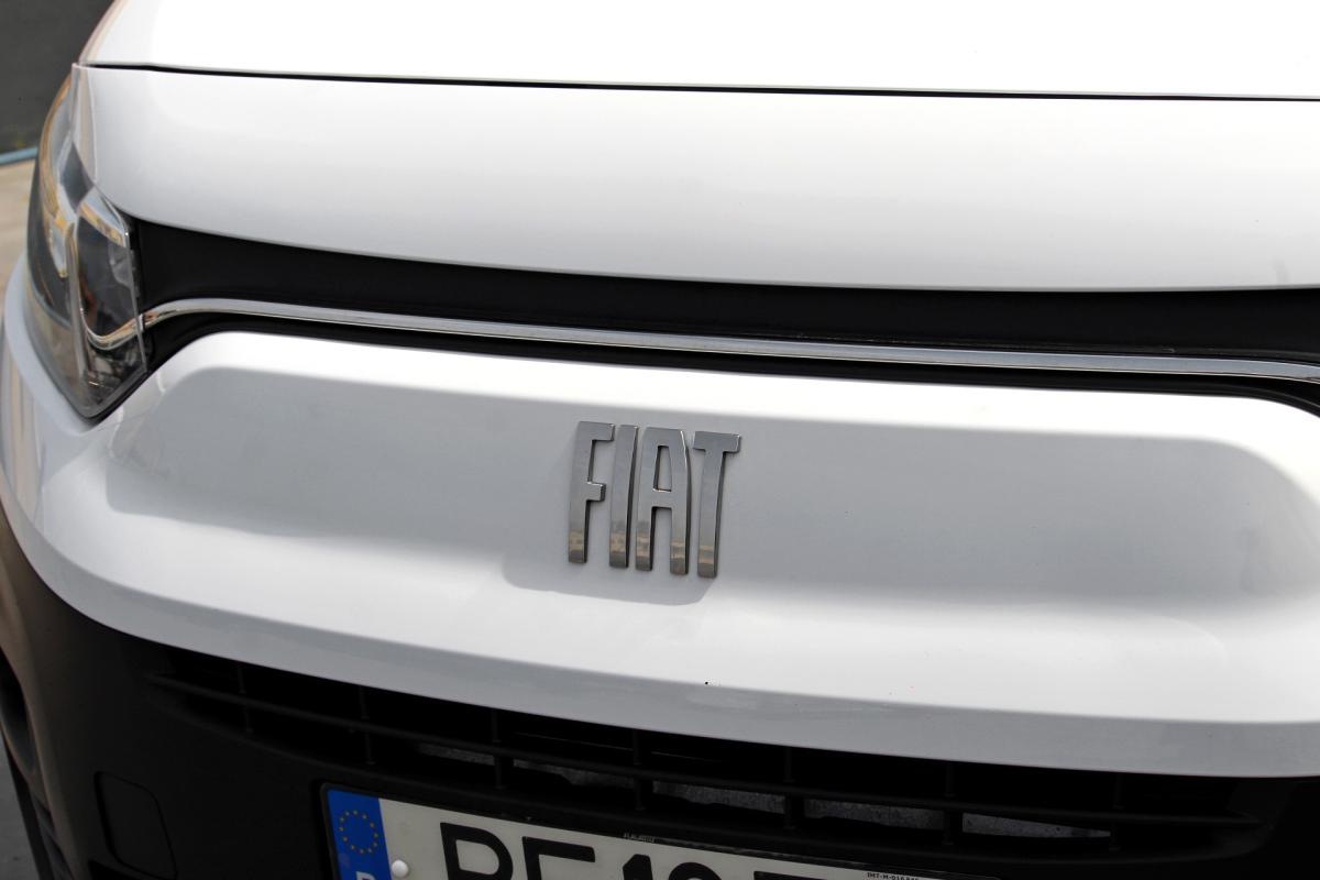 fiat-doblo-2023-diesel-1499cc