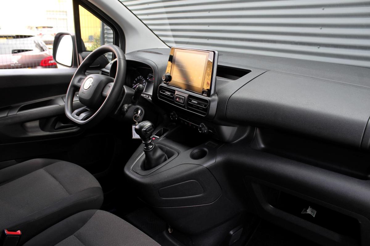 fiat-doblo-2023-diesel-1499cc