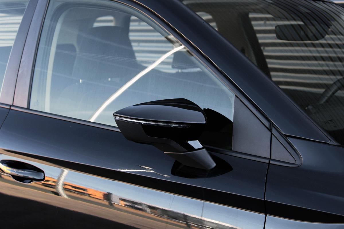 seat-arona-2023-gasolina-999cc