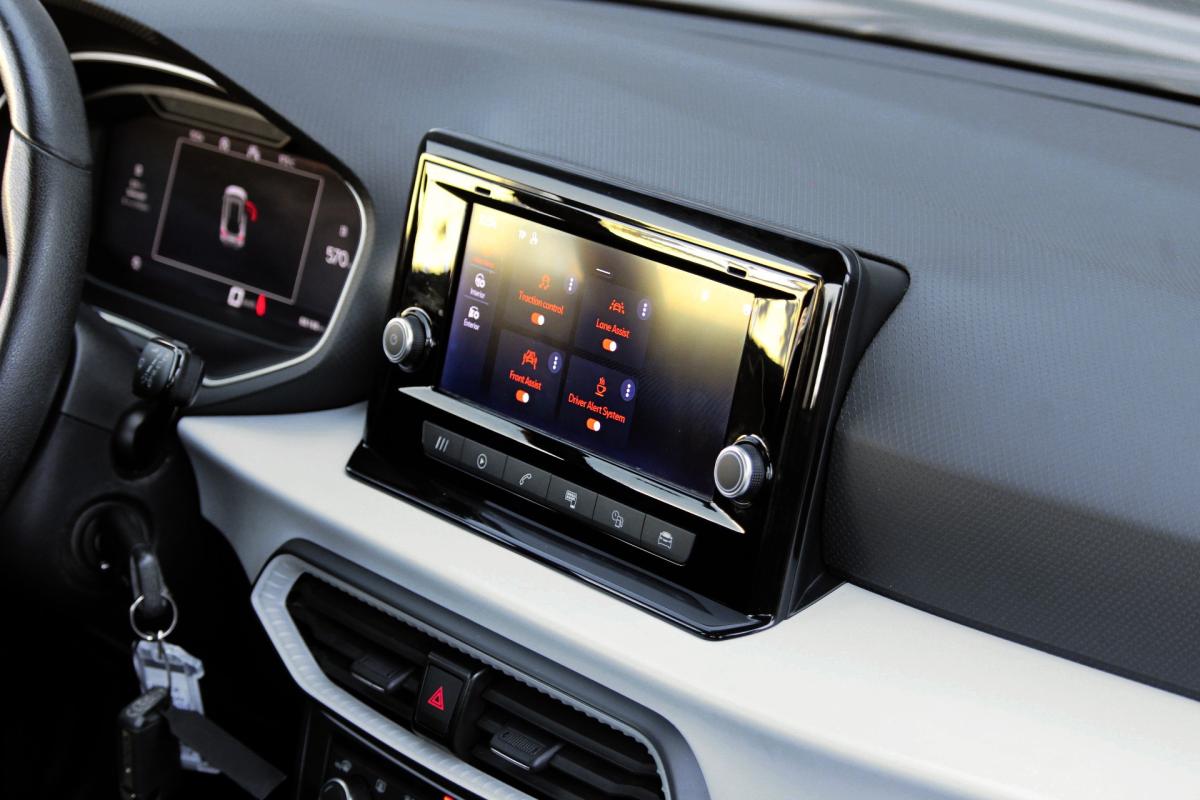 seat-arona-2023-gasolina-999cc