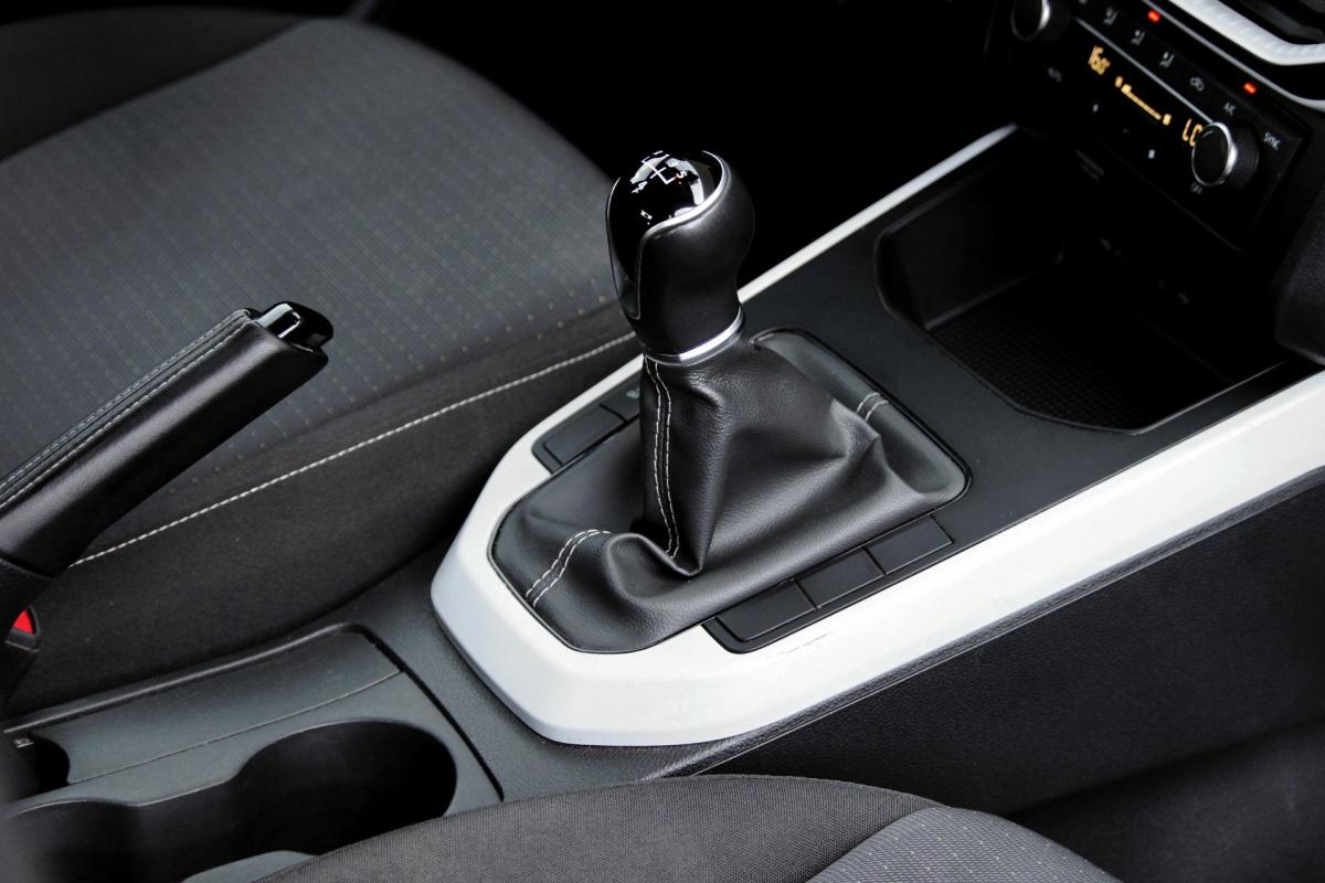 seat-arona-2023-gasolina-999cc