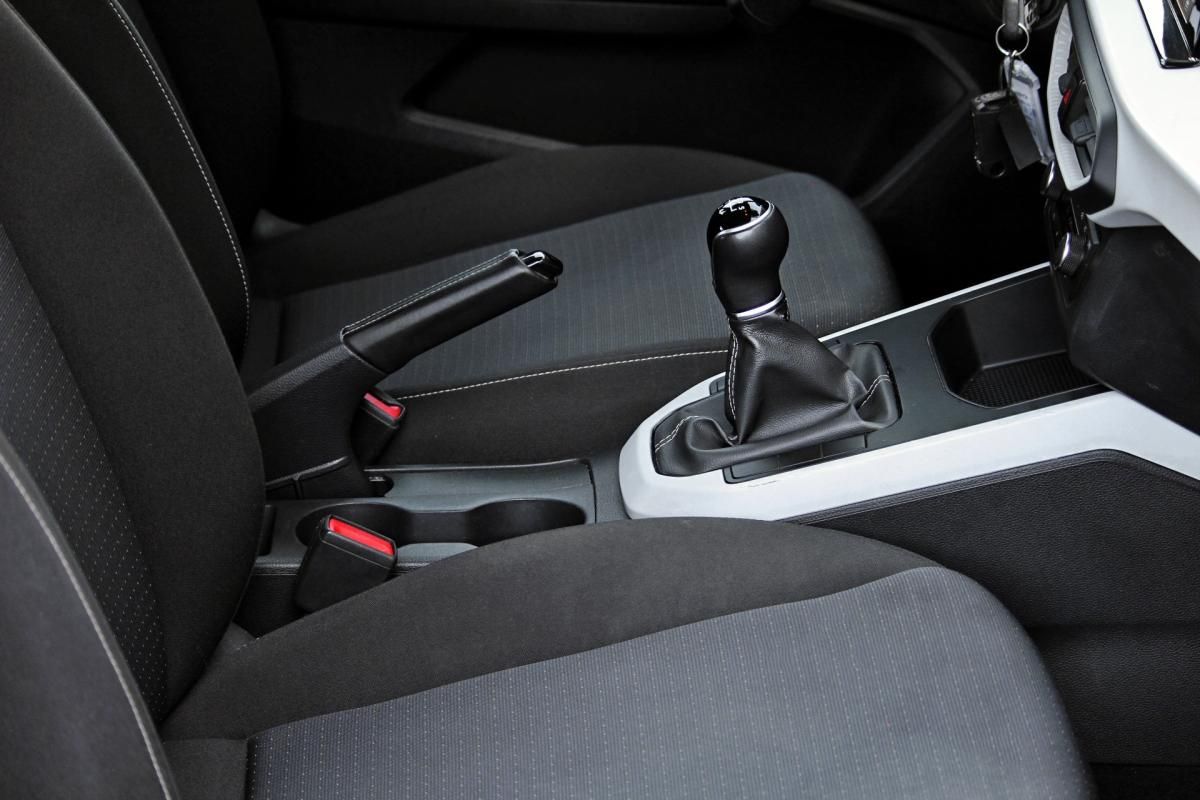 seat-arona-2023-gasolina-999cc