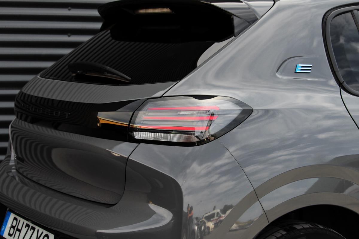 peugeot-208-2024-eletrico-0cc