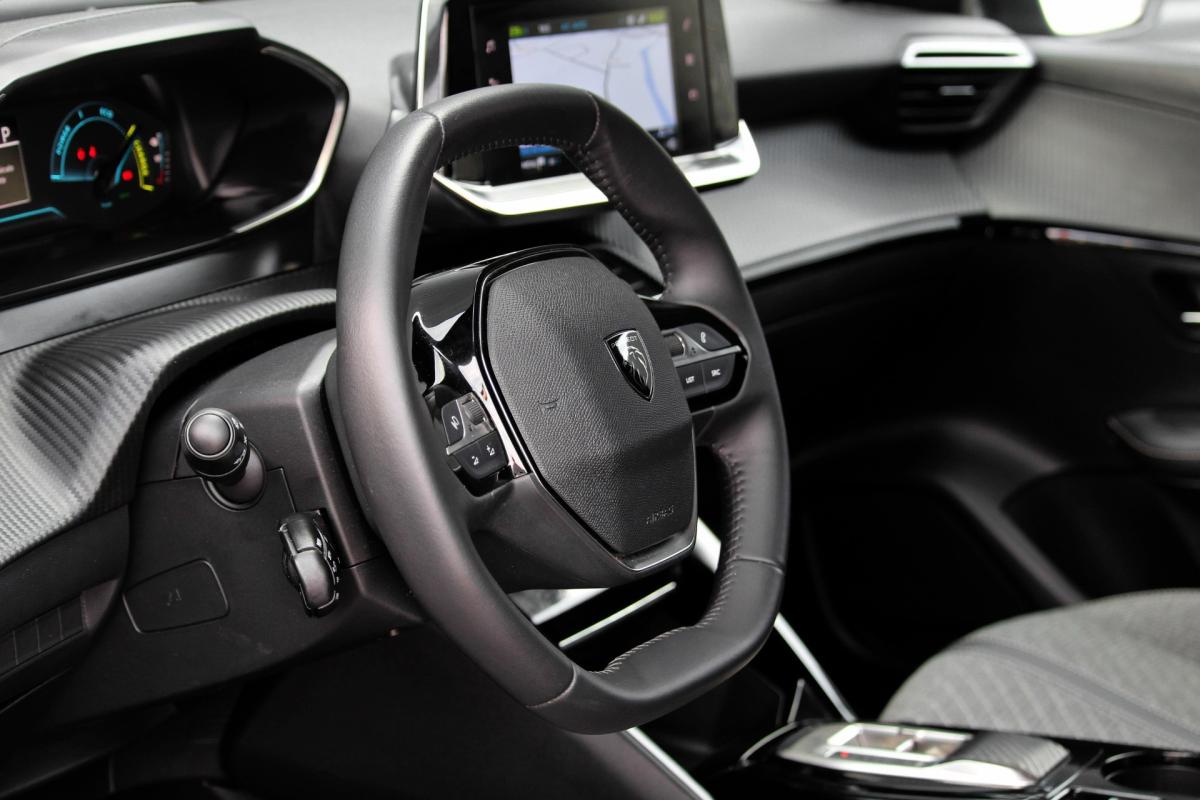 peugeot-208-2024-eletrico-0cc