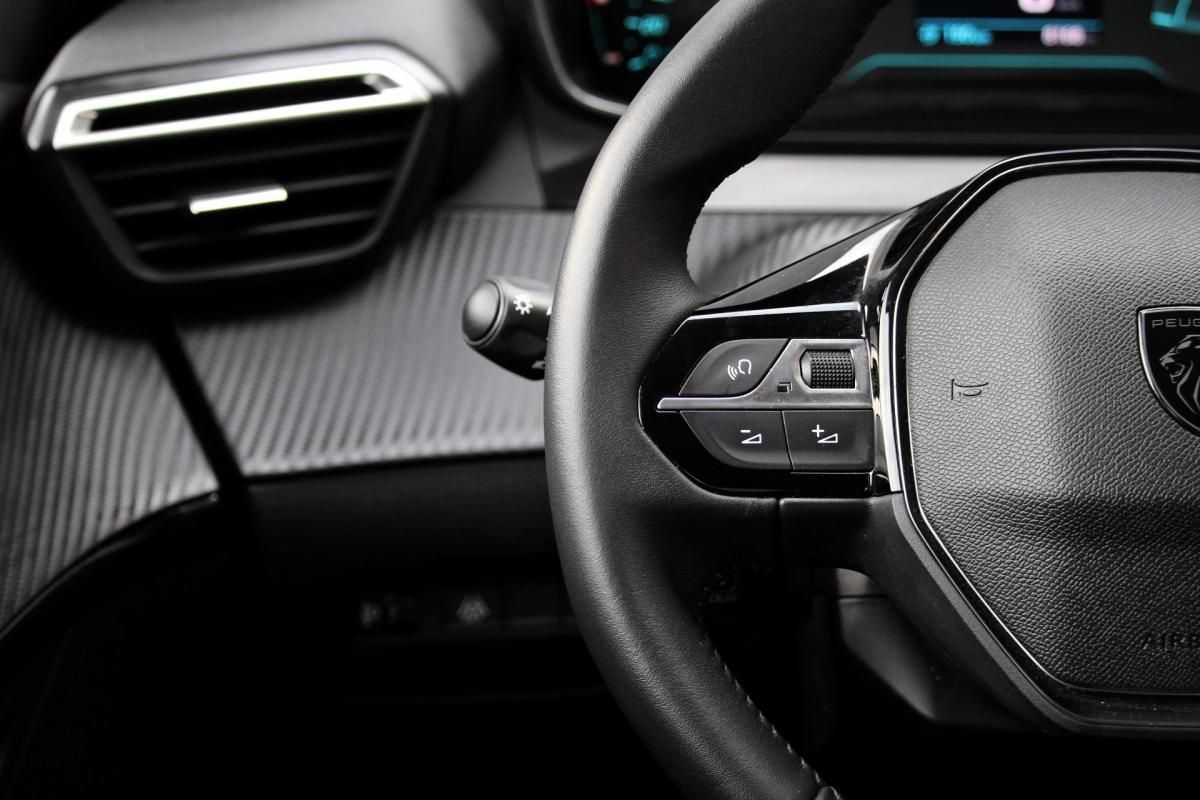 peugeot-208-2024-eletrico-0cc