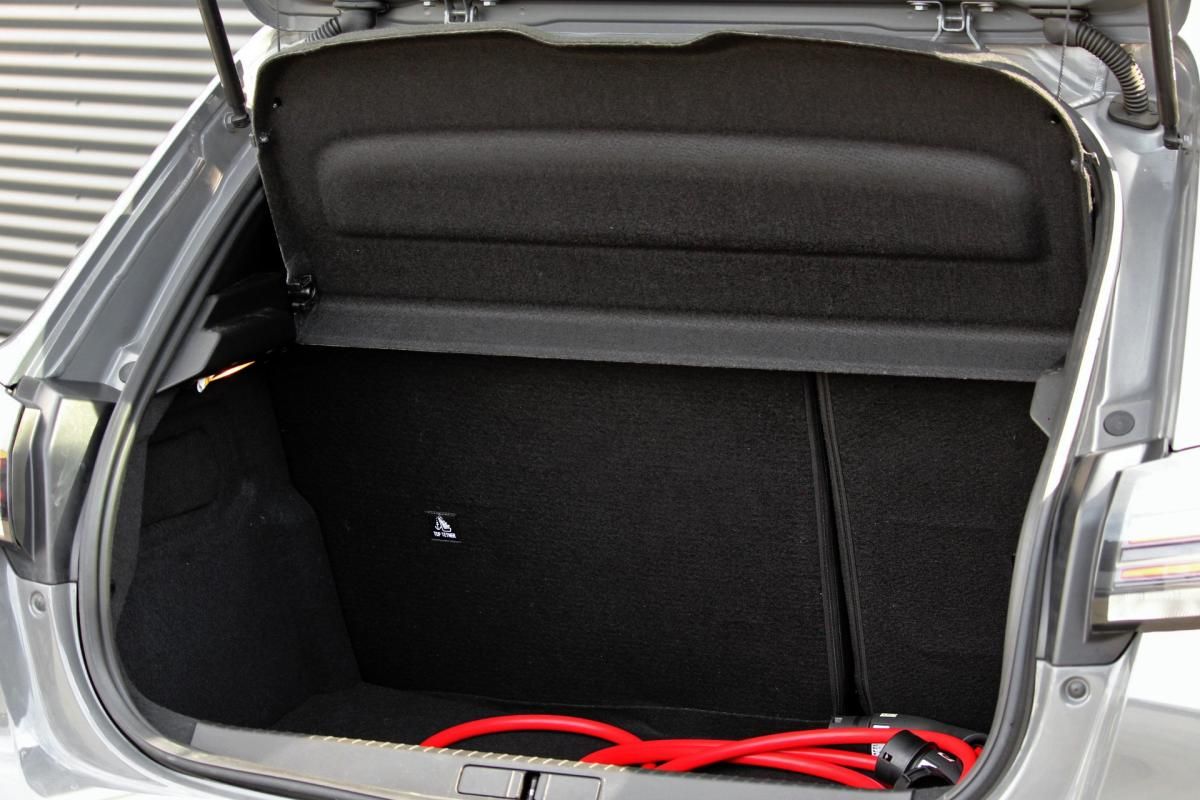peugeot-208-2024-eletrico-0cc