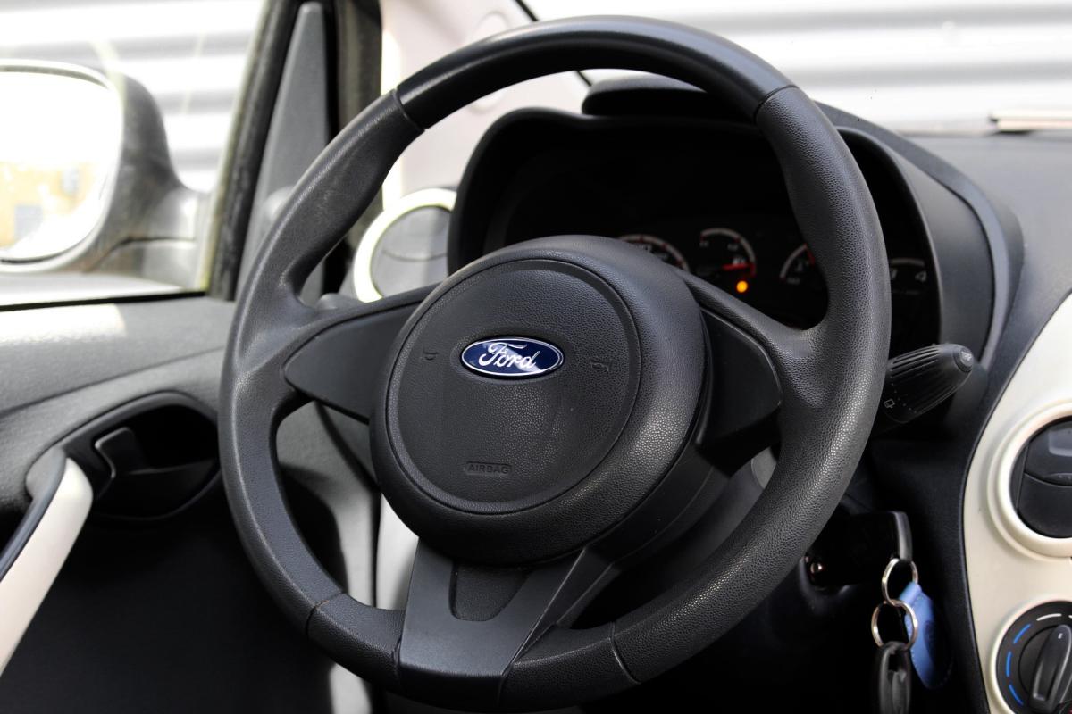 ford-ka-2015-gasolina-1242cc