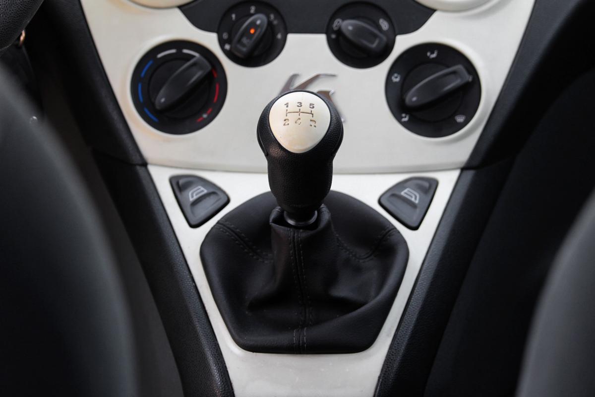 ford-ka-2015-gasolina-1242cc