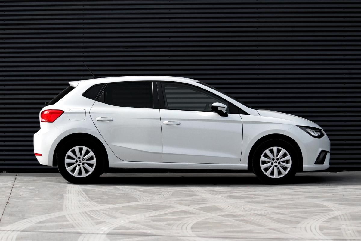 seat-ibiza-2023-gasolina-999cc