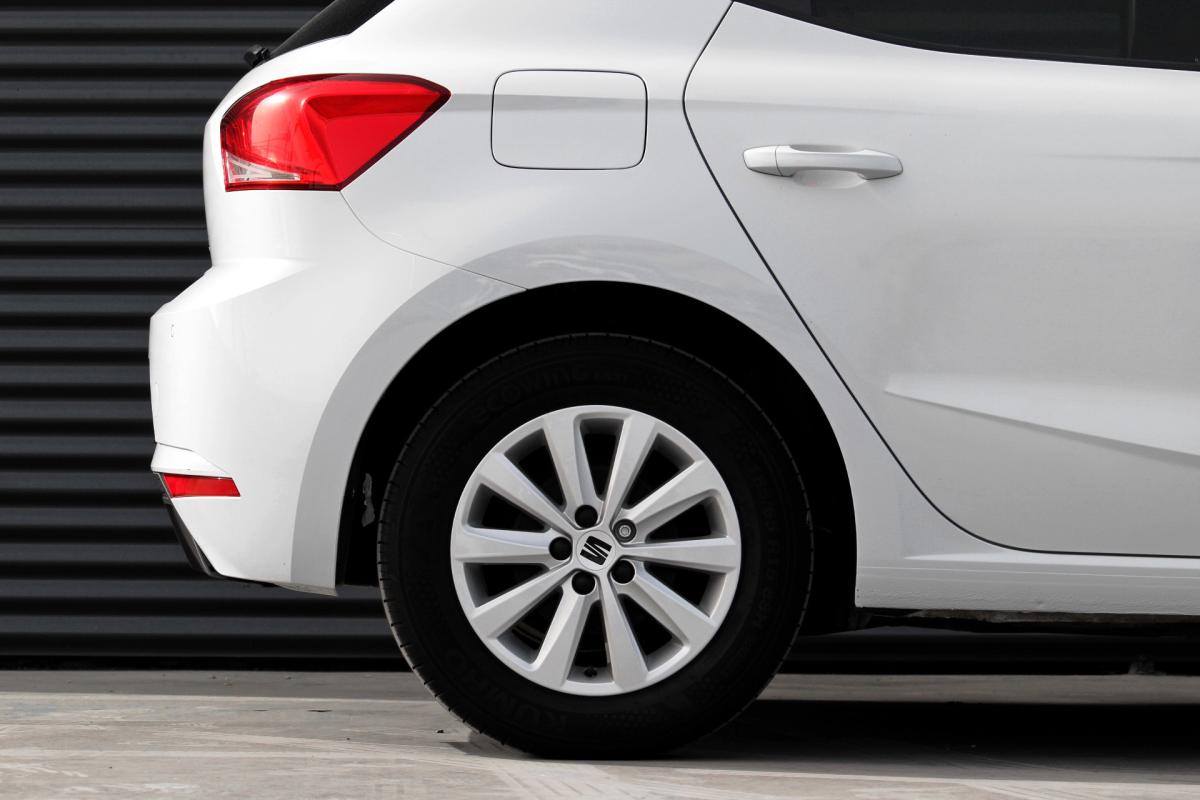 seat-ibiza-2023-gasolina-999cc