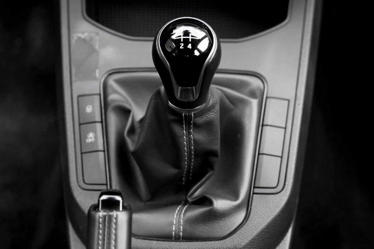 seat-ibiza-2023-gasolina-999cc