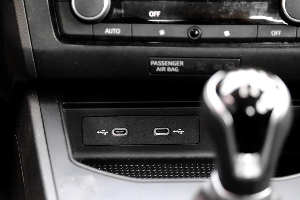 seat-ibiza-2023-gasolina-999cc