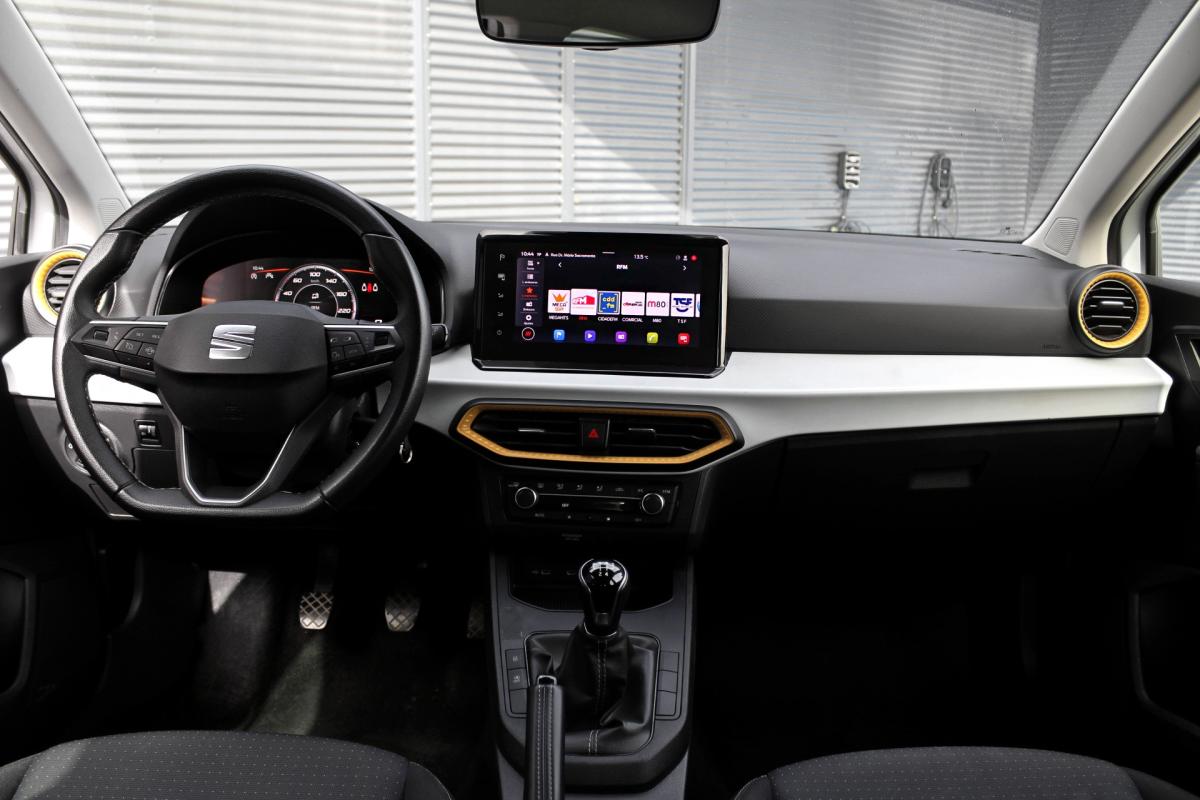 seat-ibiza-2023-gasolina-999cc