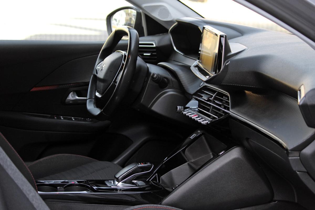 peugeot-208-2021-eletrico-500cc