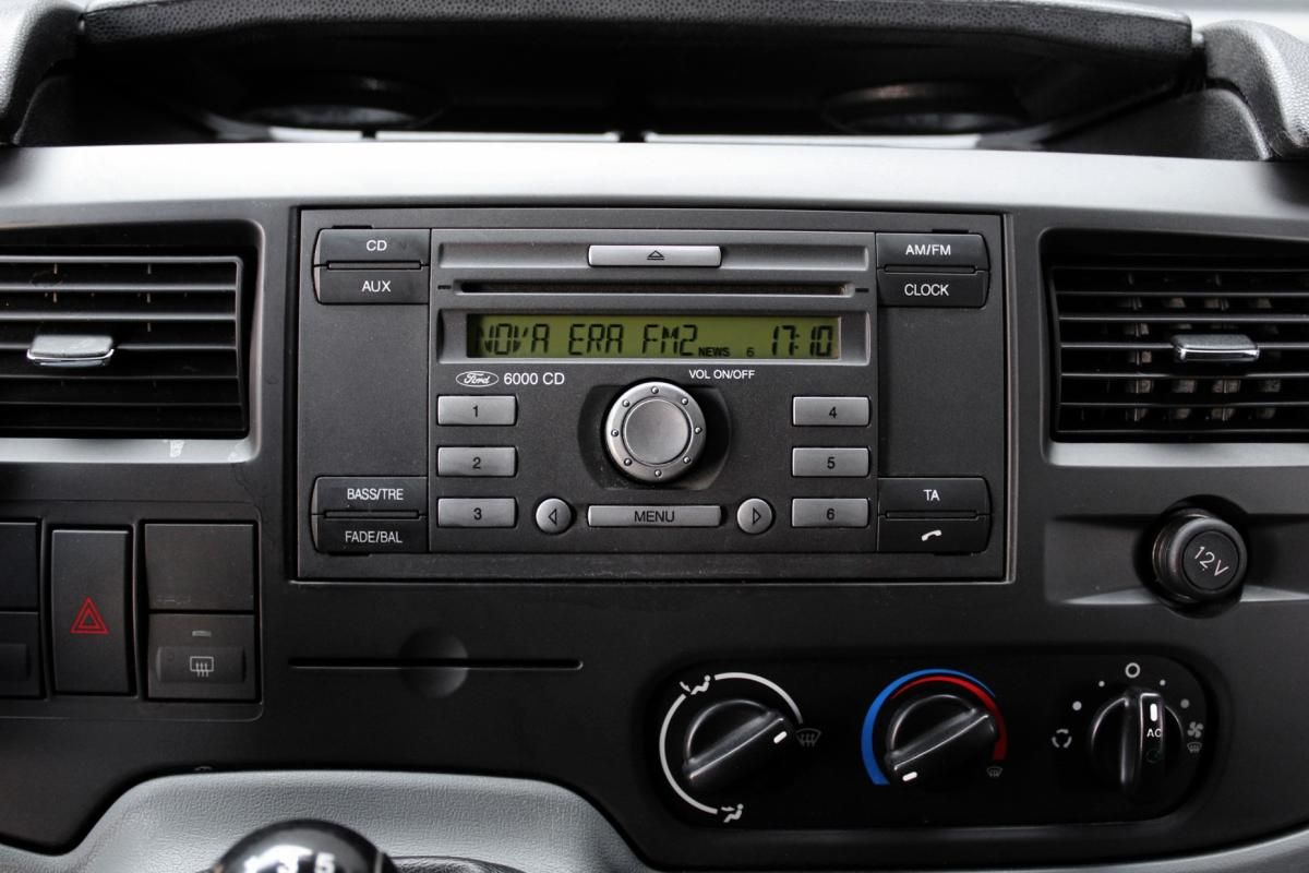ford-transit-2010-diesel-2198cc