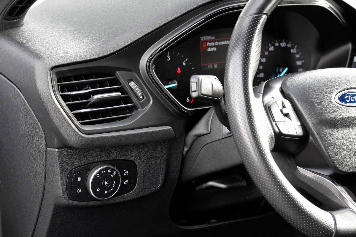 ford-focus-sw-2022-diesel-1499cc