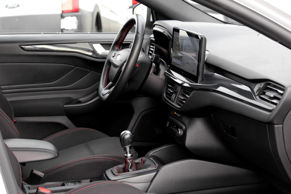 ford-focus-sw-2022-diesel-1499cc