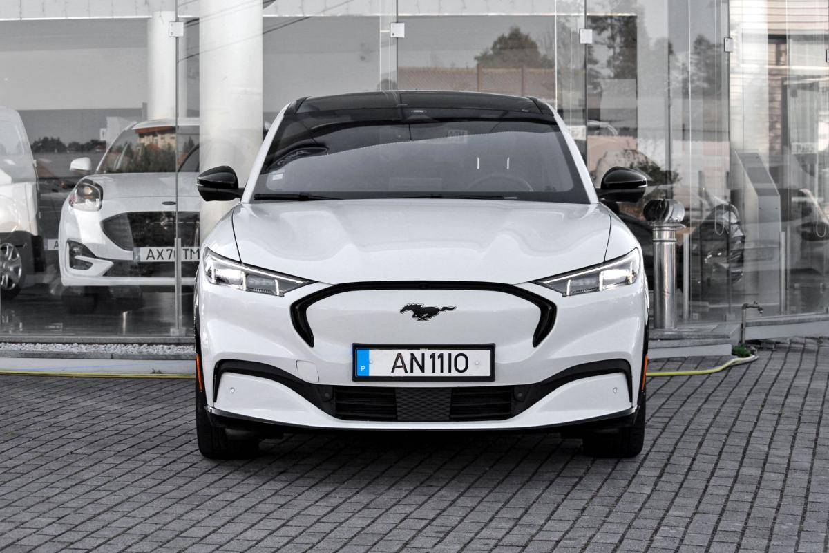 ford-mustang-2022-eletrico-500cc