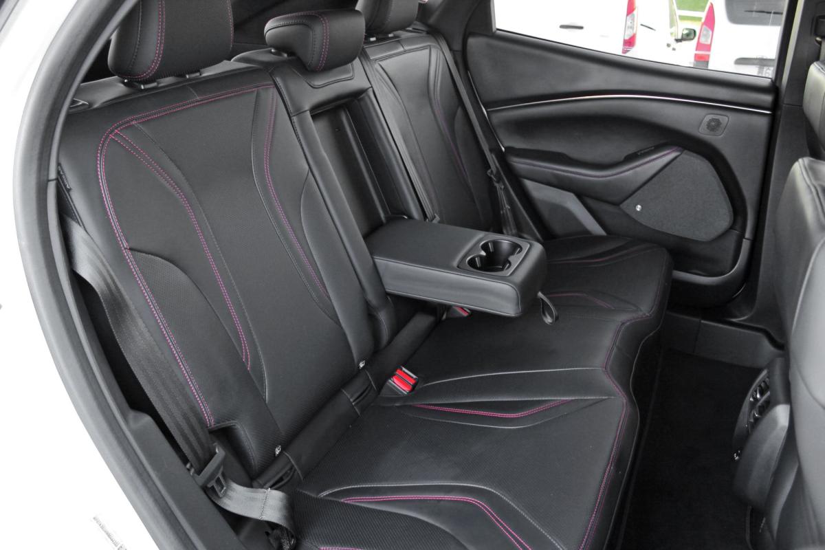 ford-mustang-2022-eletrico-500cc