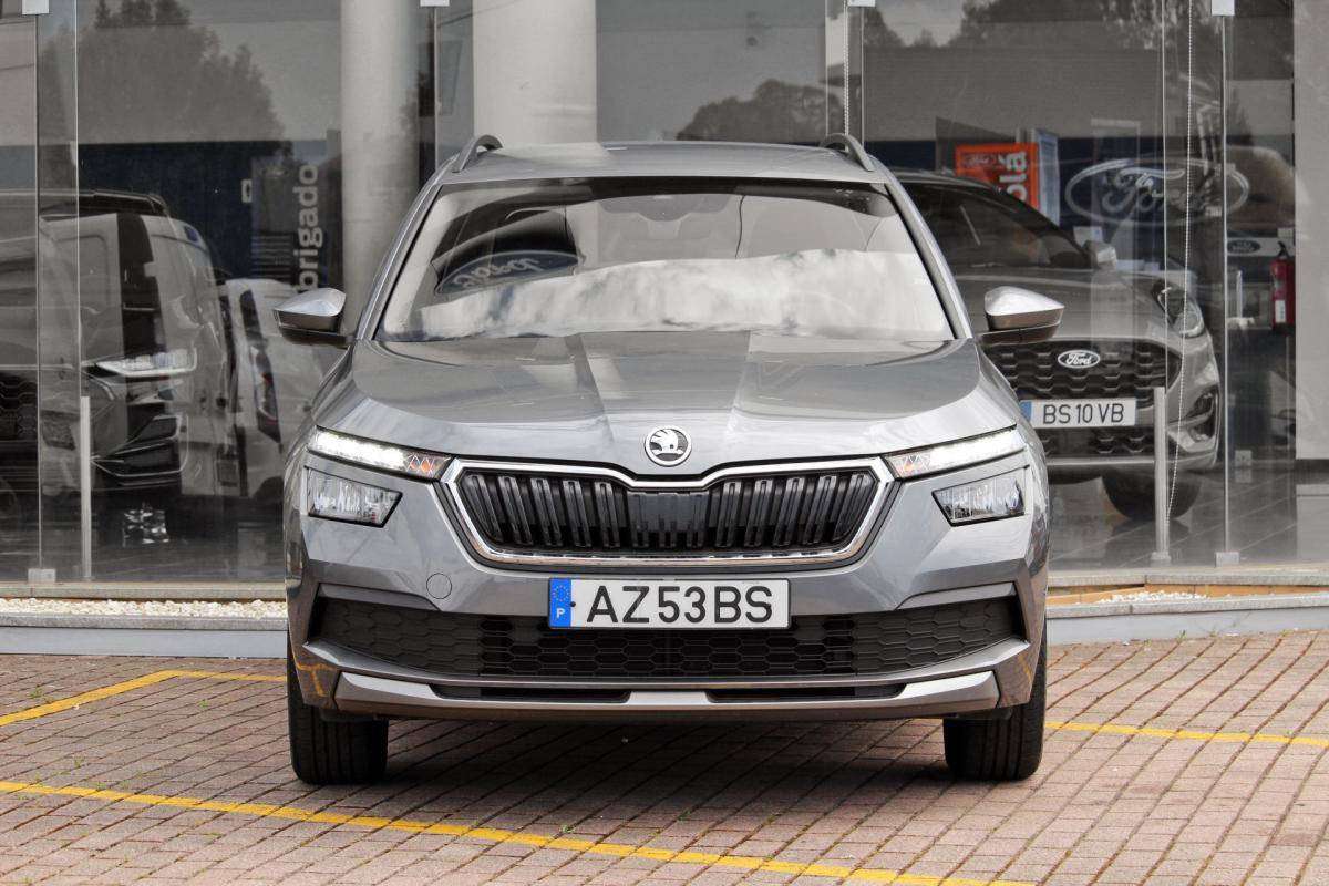 skoda-kamiq-2023-gasolina-999cc