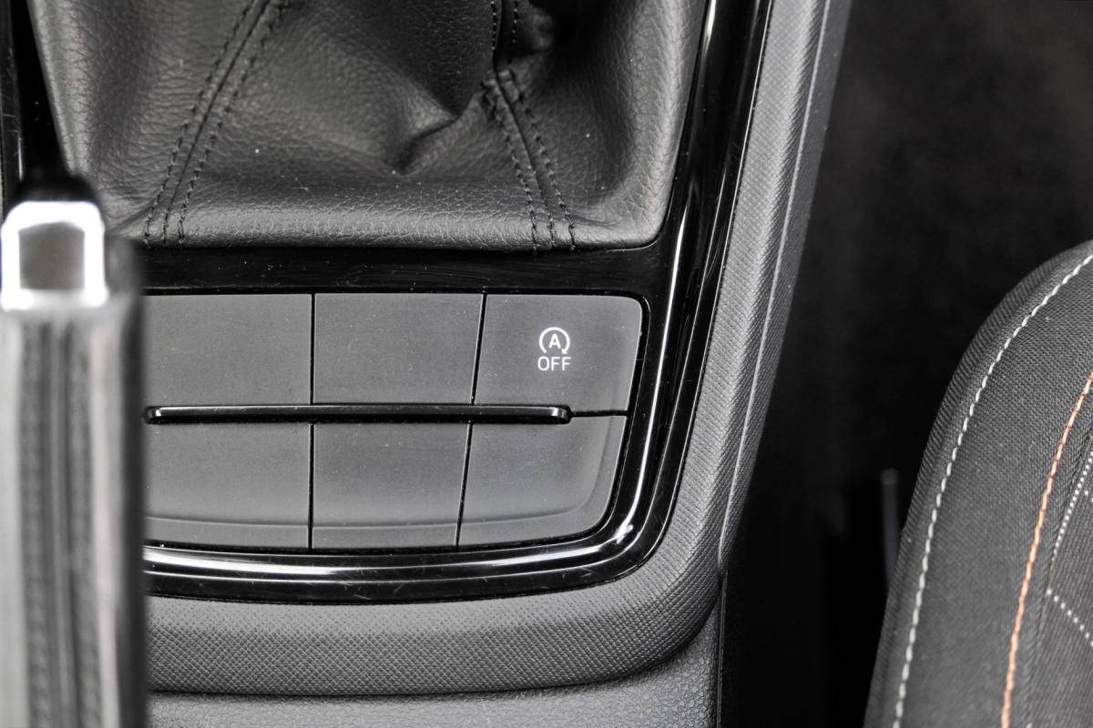 skoda-kamiq-2023-gasolina-999cc