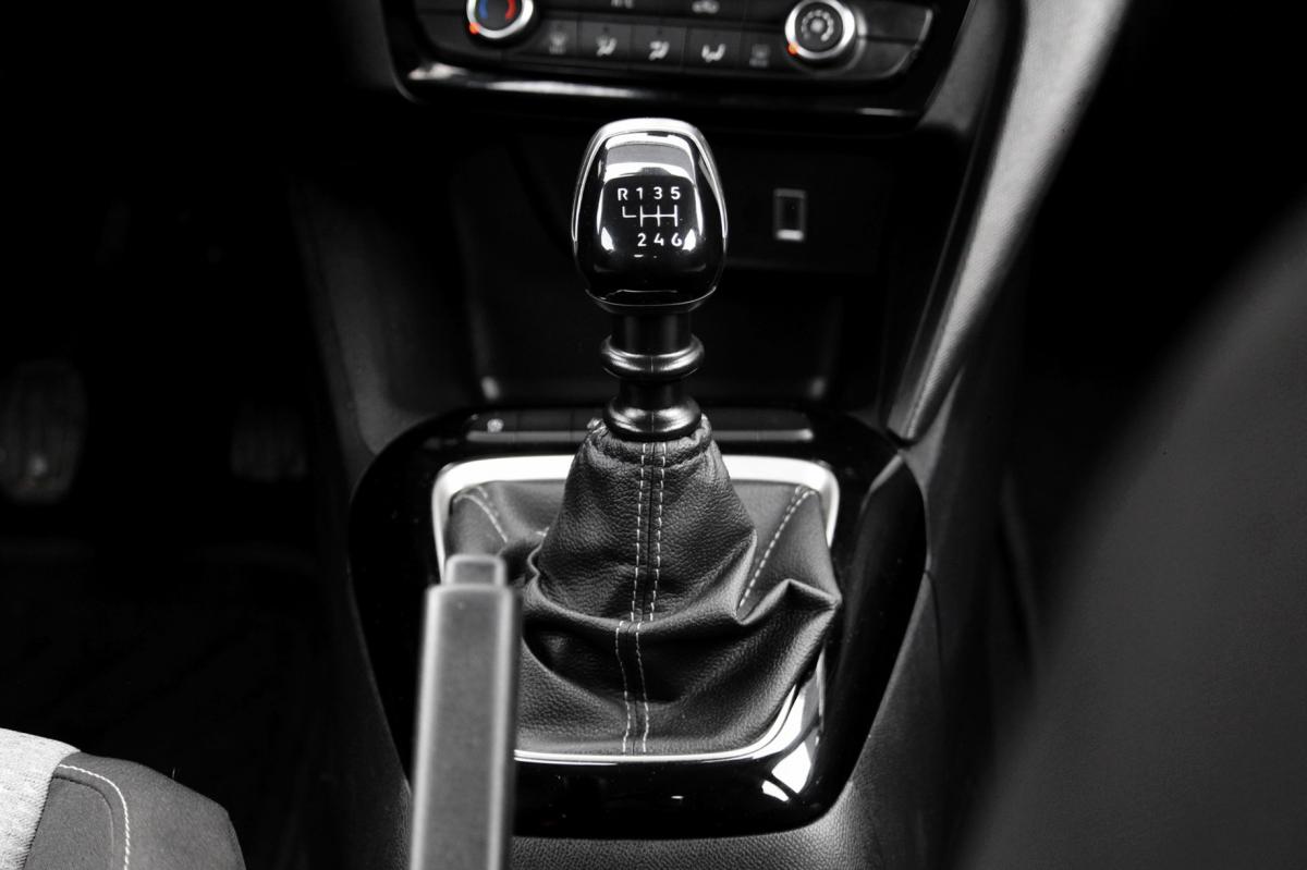 opel-corsa-2025-gasolina-1199cc