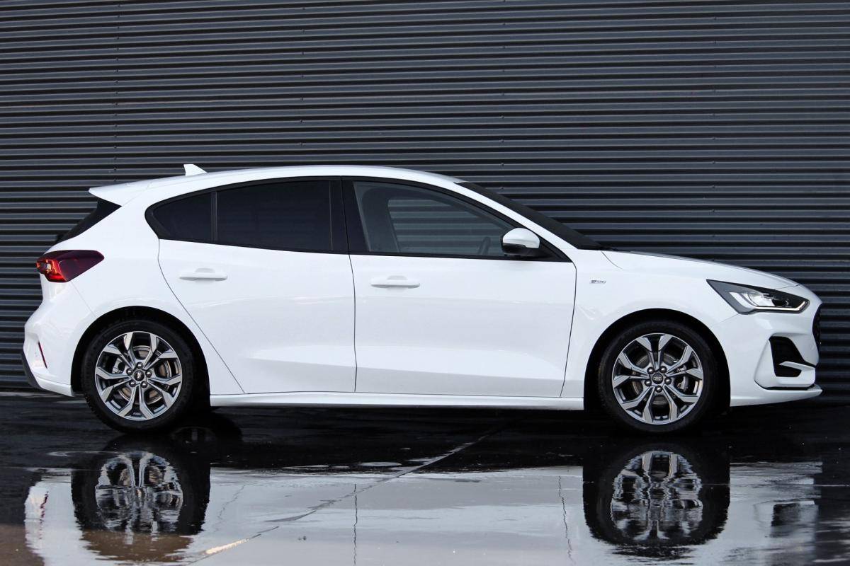 ford-focus-2024-gasolina-998cc
