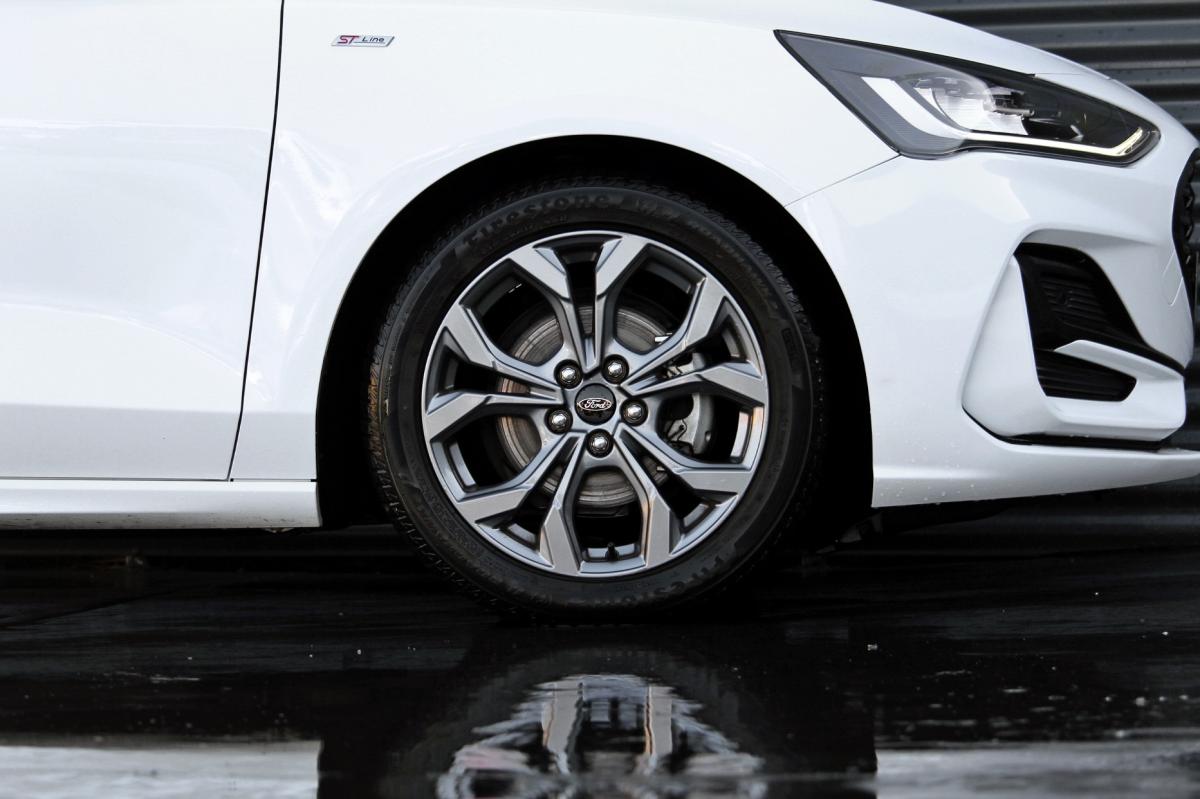 ford-focus-2024-gasolina-998cc