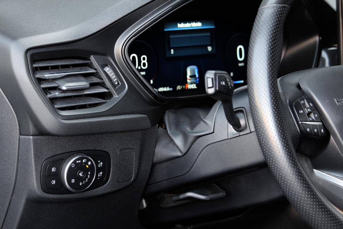 ford-focus-2024-gasolina-998cc
