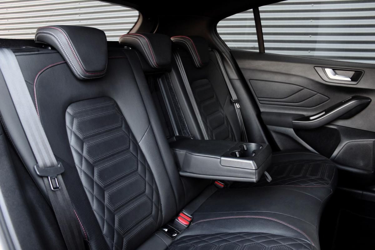 ford-focus-2024-gasolina-998cc