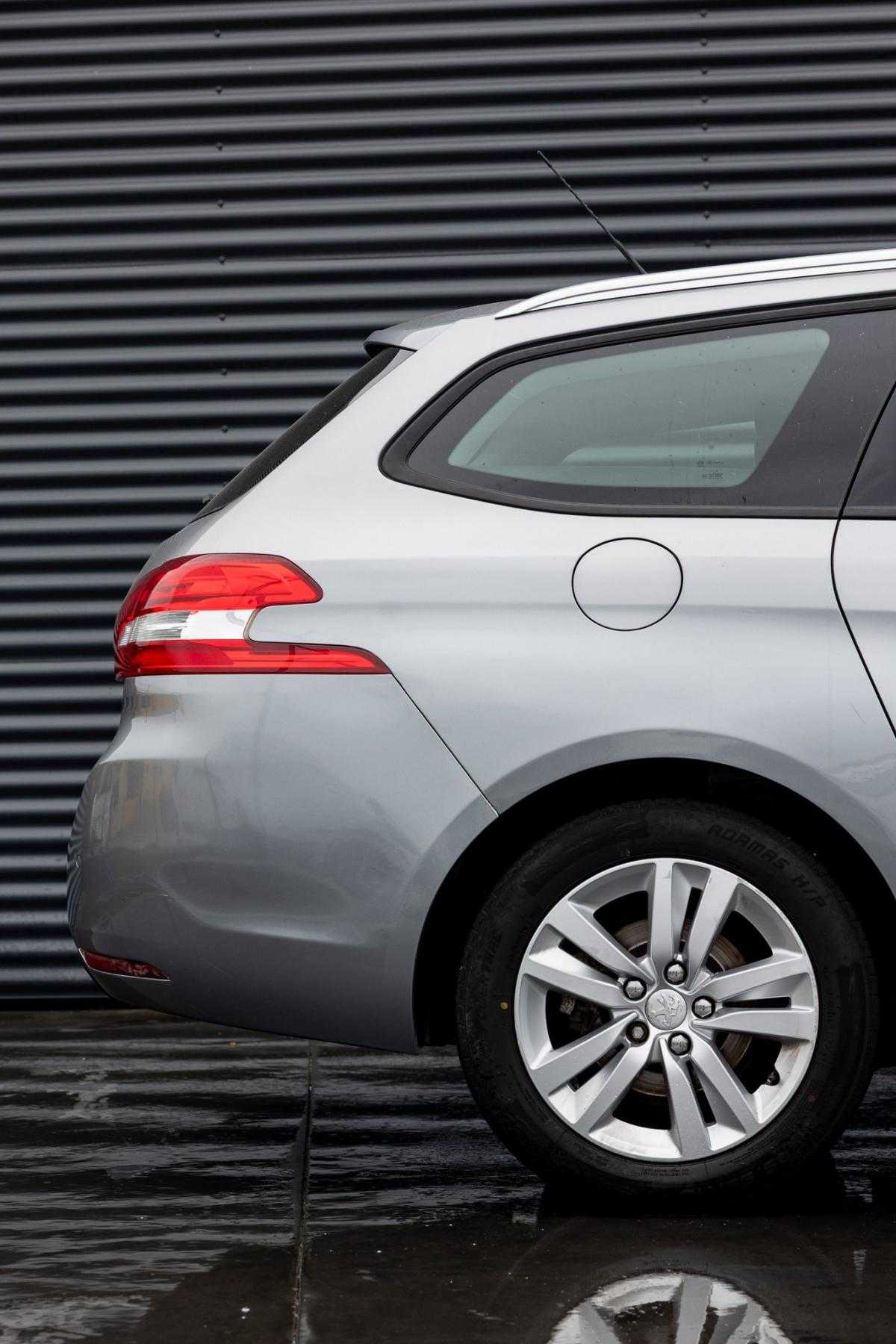 peugeot-308-sw-2015-diesel-1560cc