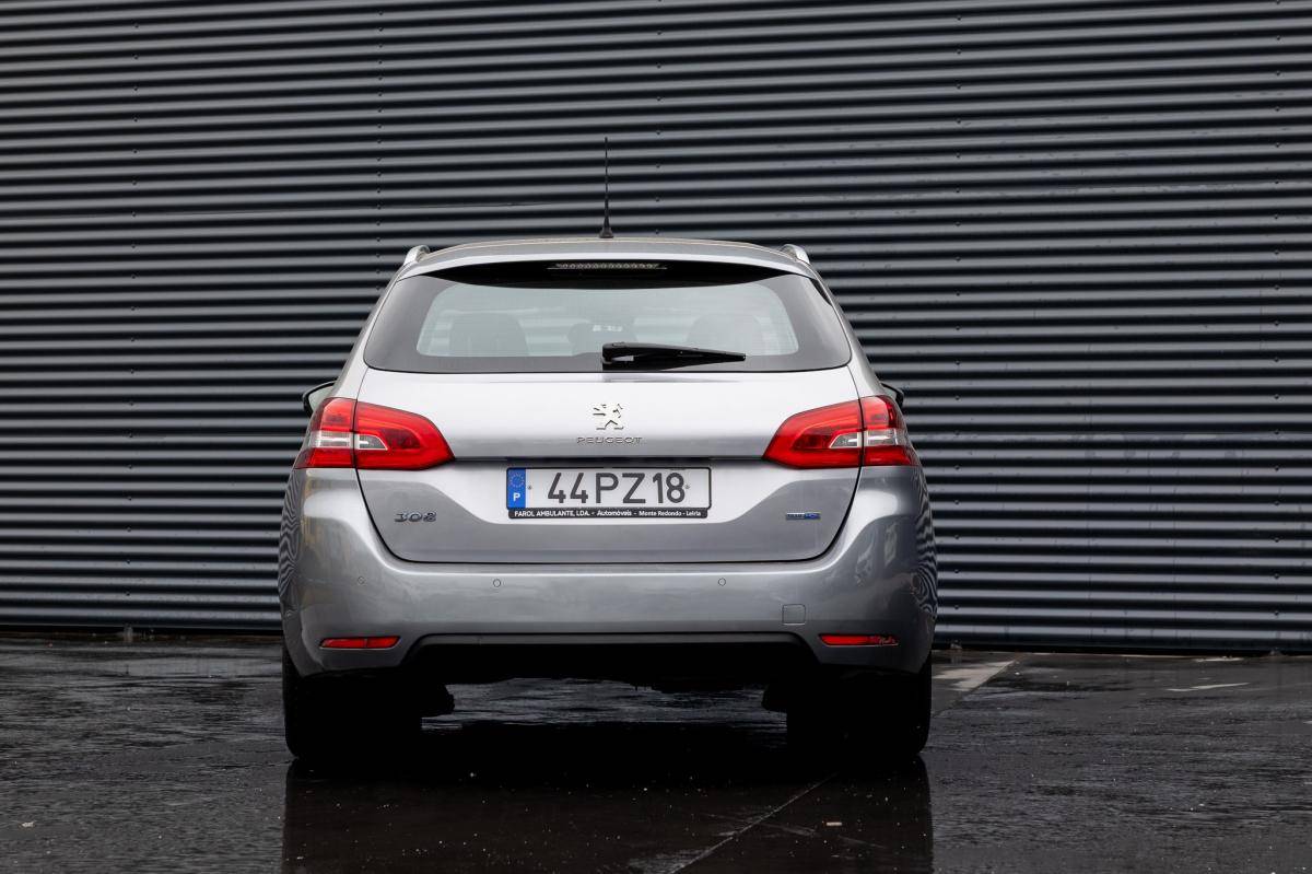 peugeot-308-sw-2015-diesel-1560cc