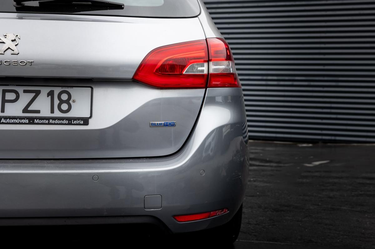 peugeot-308-sw-2015-diesel-1560cc