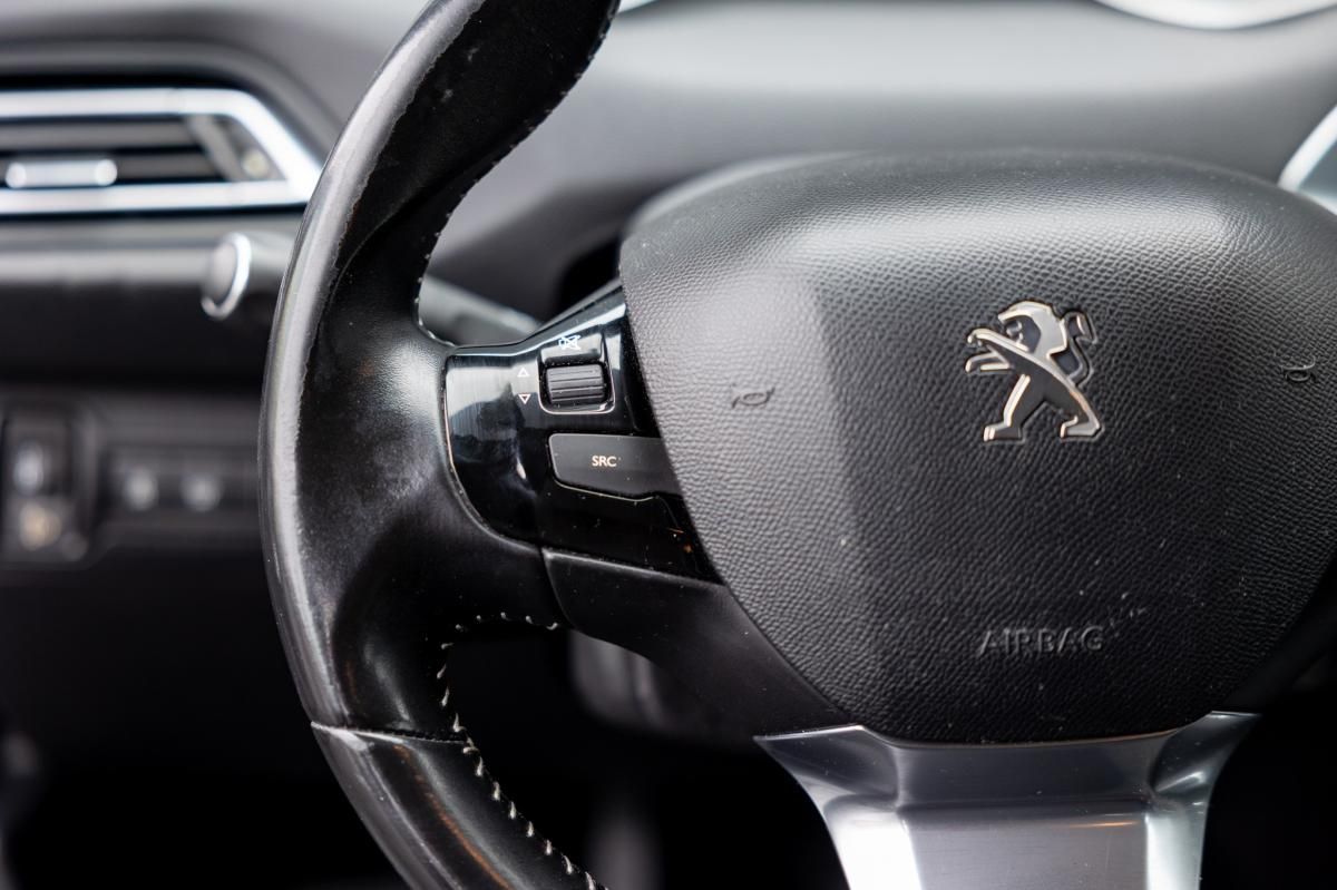 peugeot-308-sw-2015-diesel-1560cc