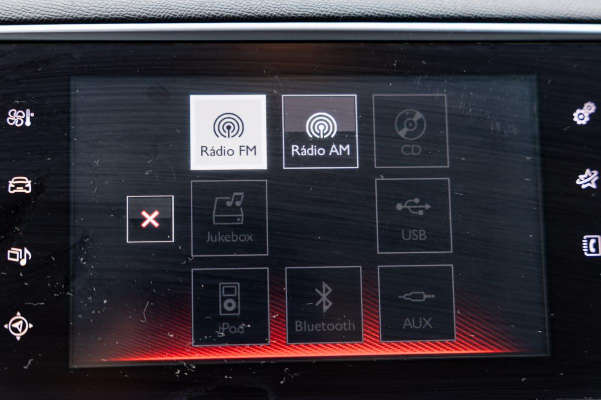 peugeot-308-sw-2015-diesel-1560cc