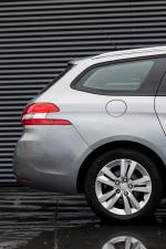 peugeot-308-sw-2015-diesel-1560cc