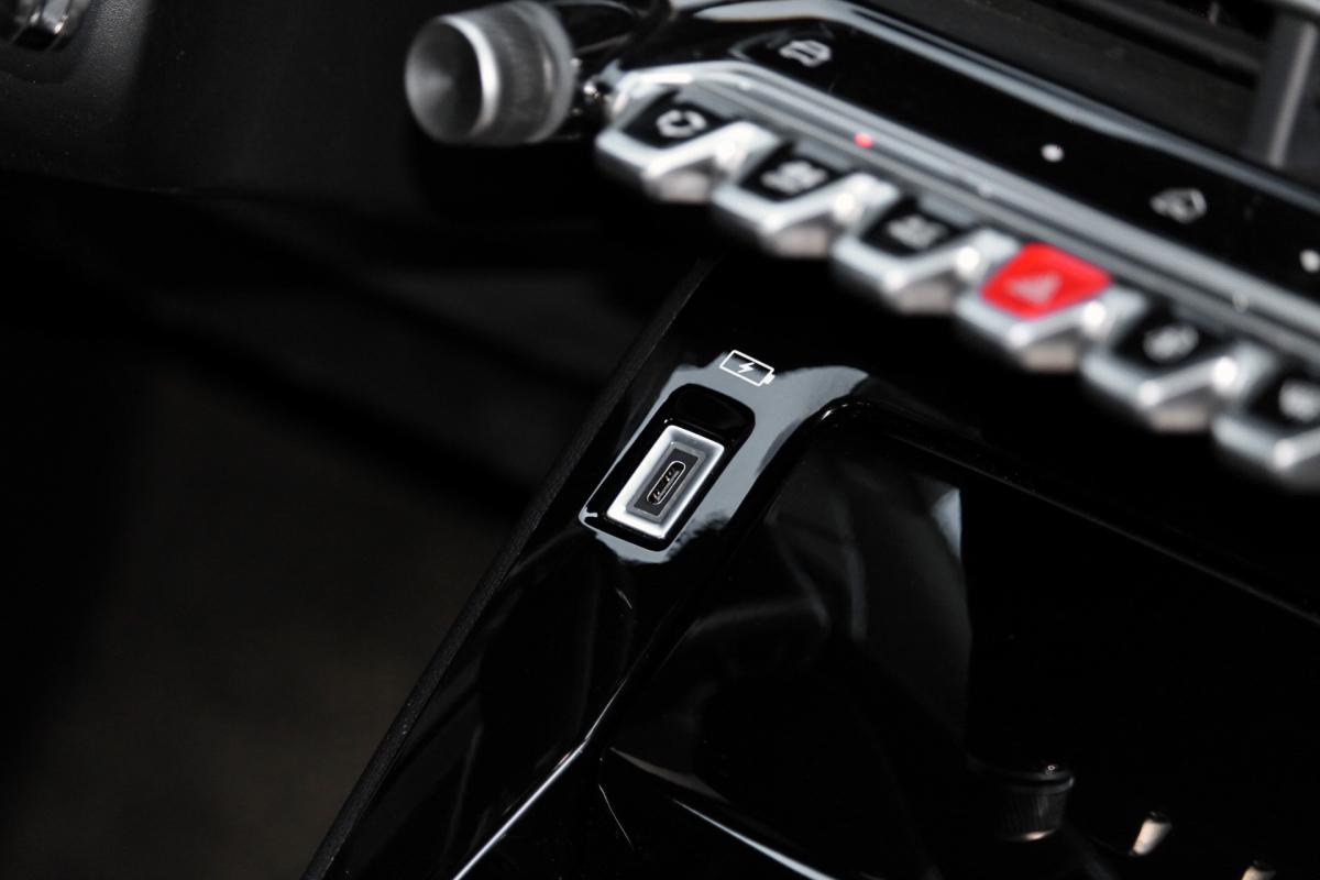 peugeot-2008-2025-gasolina-1199cc
